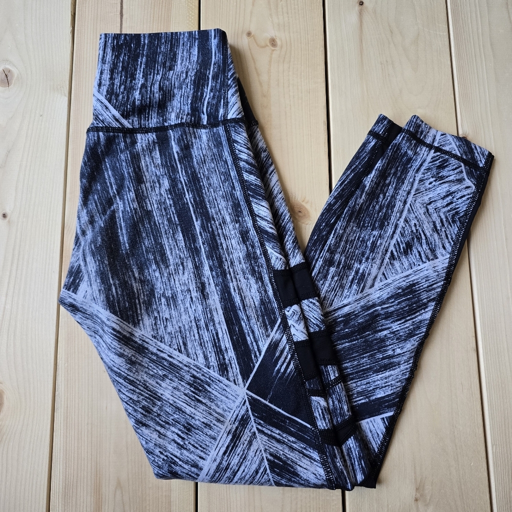 Lululemon High Times Pant Heat Wave White Black Size 6